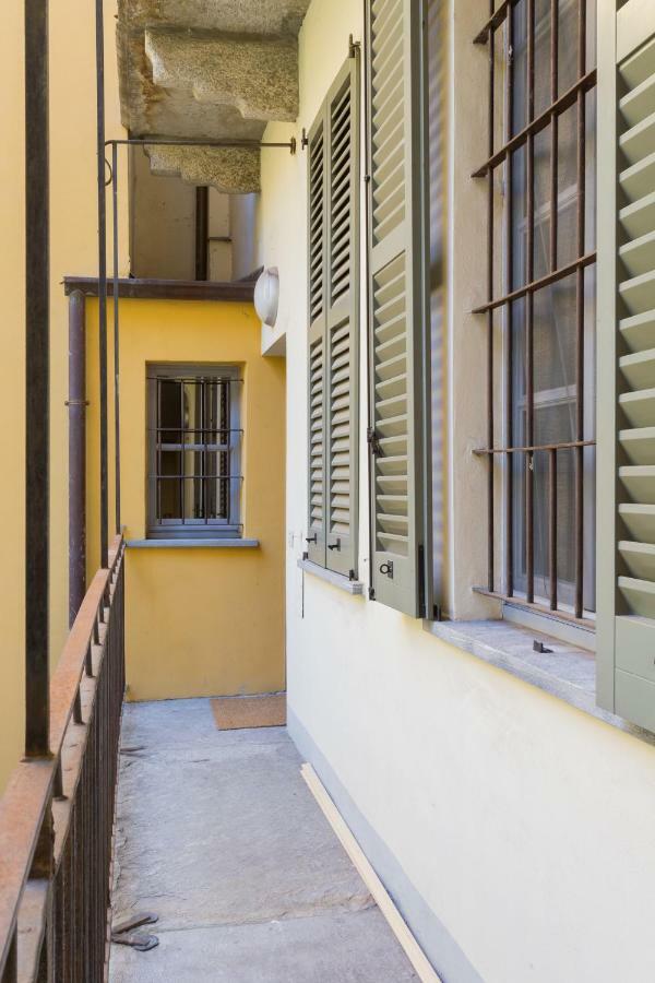 Cosy Apartment 2 Minutes From Duomo Milano Esterno foto